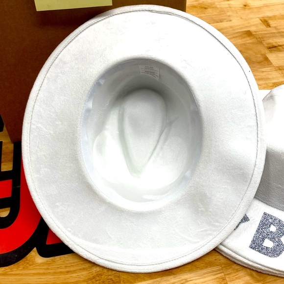 Bride Panama hats - Picture 2 of 2